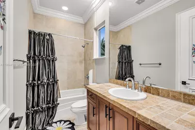 10291 Sweet Bay St, Plantation, FL 33324 - Photo 36