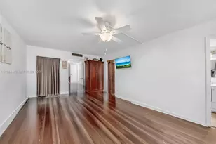 1101 NE 191st St, Miami, FL 33179 - Photo 18