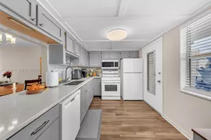 1101 NE 191st St, Miami, FL 33179 - Photo 10