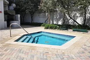 6515 Collins Ave, Miami Beach, FL 33141 - Photo 10