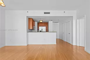 6515 Collins Ave, Miami Beach, FL 33141 - Photo 20