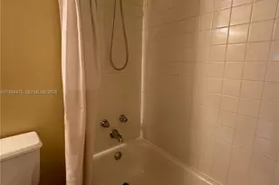 505 NW 177th St, Miami Gardens, FL 33169 - Photo 18