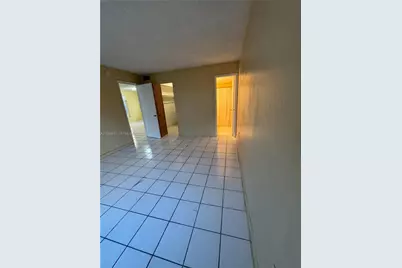 505 NW 177th St #103, Miami Gardens, FL 33169 - Photo 4