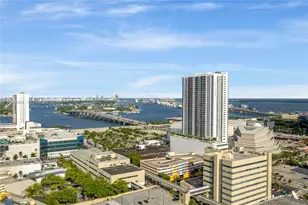 1600 NE 1st Ave, Miami, FL 33132 - Photo 22