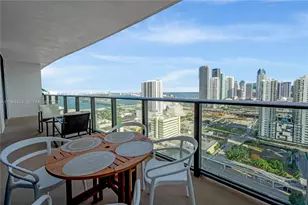 1600 NE 1st Ave, Miami, FL 33132 - Photo 20