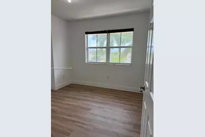 11601 NW 89th St #202, Doral, FL 33178 - Photo 8
