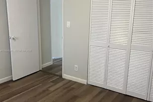 3001 N Oakland Forest Dr, Oakland Park, FL 33309 - Photo 24