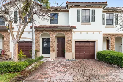 11387 SW 232nd Ter, Homestead, FL 33032 - Photo 2