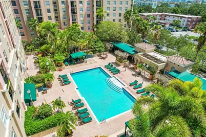 520 SE 5th Ave #1307, Fort Lauderdale, FL 33301 - Photo 4