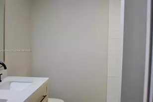 3001 N Oakland Forest Dr, Oakland Park, FL 33309 - Photo 16