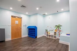 950 Brickell Bay Dr, Miami, FL 33131 - Photo 24