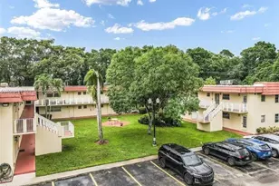 14901 SW 4th St, Pembroke Pines, FL 33027 - Photo 4