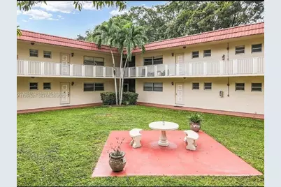 14901 SW 4th St #14A, Pembroke Pines, FL 33027 - Photo 2