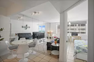 100 Lincoln Rd, Miami Beach, FL 33139 - Photo 12
