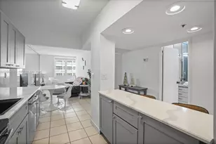 100 Lincoln Rd, Miami Beach, FL 33139 - Photo 10