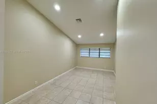 11207 Royal Palm Blvd, Coral Springs, FL 33065 - Photo 32