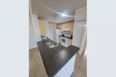 2560 Centergate Dr #102, Miramar, FL 33025 - Photo 6