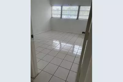 16701 NE 14th Ave #101, Miami, FL 33162 - Photo 4