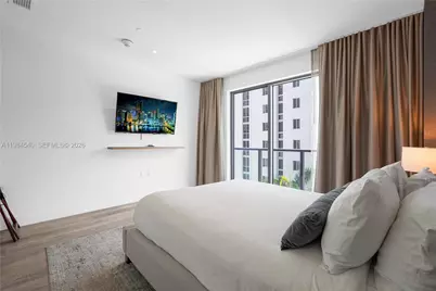 229 SW 9th St #404, Miami, FL 33130 - Photo 6