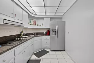 3233 NE 34th St, Fort Lauderdale, FL 33308 - Photo 14