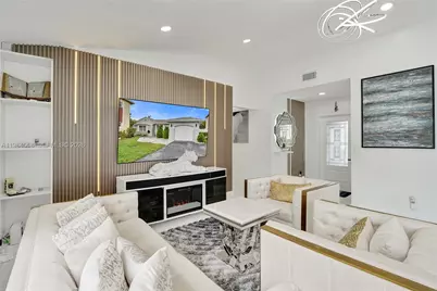 11761 NW 12th St, Pembroke Pines, FL 33026 - Photo 4