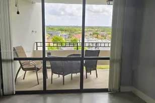 13951 Kendale Lakes Cir, Miami, FL 33183 - Photo 14