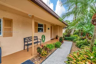 11 Forest Hills Ln, Boca Raton, FL 33431 - Photo 24