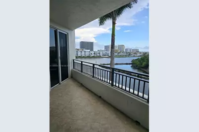 2880 NE 14th St Cswy #311, Pompano Beach, FL 33062 - Photo 12