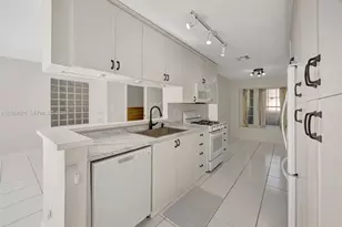 15224 SW 111th St, Miami, FL 33196 - Photo 10