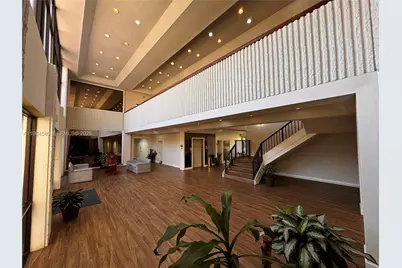 6701 Sunset Dr #102, South Miami, FL 33143 - Photo 2