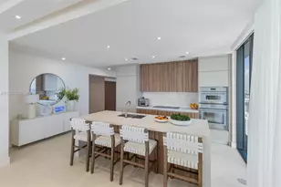 700 NE 24th St, Miami, FL 33137 - Photo 8