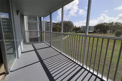 5301 NW 2nd Ave #203, Boca Raton, FL 33487 - Photo 12