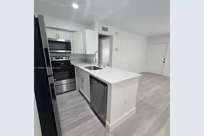 10020 Winding Lake Rd #104, Sunrise, FL 33351 - Photo 6