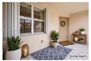 889 Hamilton Dr, Homestead, FL 33034 - Photo 2