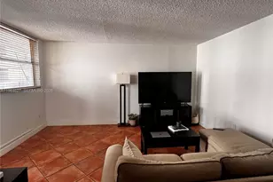 1801 S Treasure Dr, North Bay Village, FL 33141 - Photo 2