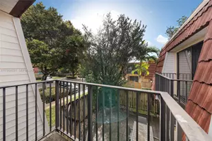 713 NW 99th Cir, Plantation, FL 33324 - Photo 12