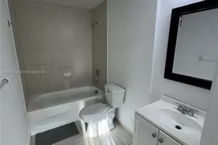 7280 NW 114th Ave, Doral, FL 33178 - Photo 14