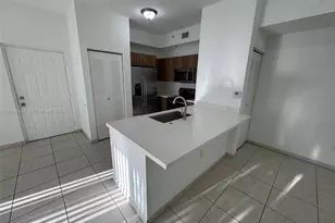 7280 NW 114th Ave, Doral, FL 33178 - Photo 4