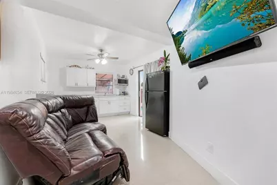 1820 N 27th Ave, Hollywood, FL 33020 - Photo 28