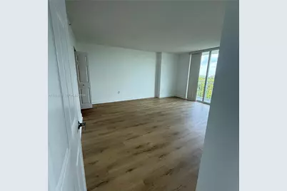 [Address not provided], Miami, FL 33145 - Photo 10