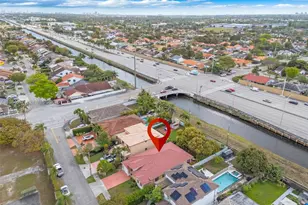 9224 Grand Canal Dr, Miami, FL 33174 - Photo 38