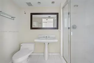 19101 NE 36th Ct, Aventura, FL 33180 - Photo 18