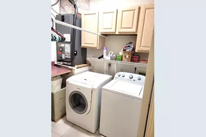 5823 Plum Harbor Cir, Tamarac, FL 33321 - Photo 22