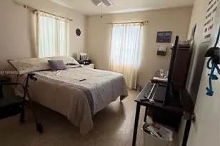 1550 NE 9th Ct, Homestead, FL 33033 - Photo 4