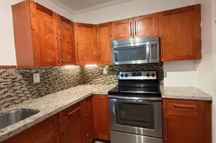 9159 SW 77th Ave, Miami, FL 33156 - Photo 12