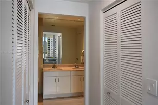 801 Brickell Key Blvd, Miami, FL 33131 - Photo 32