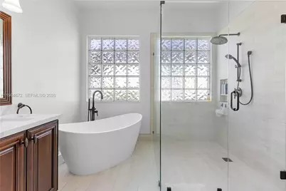 1479 SW 159th Ter, Pembroke Pines, FL 33027 - Photo 44