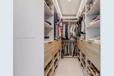 905 Fairway Drive, Miami Beach, FL 33141 - Photo 16