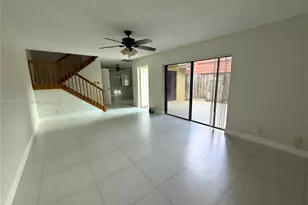 716 NW 98th Way, Plantation, FL 33324 - Photo 4