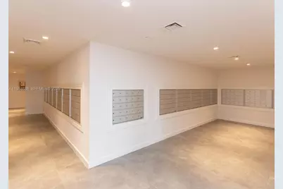 350 S Miami Ave #1409, Miami, FL 33130 - Photo 92